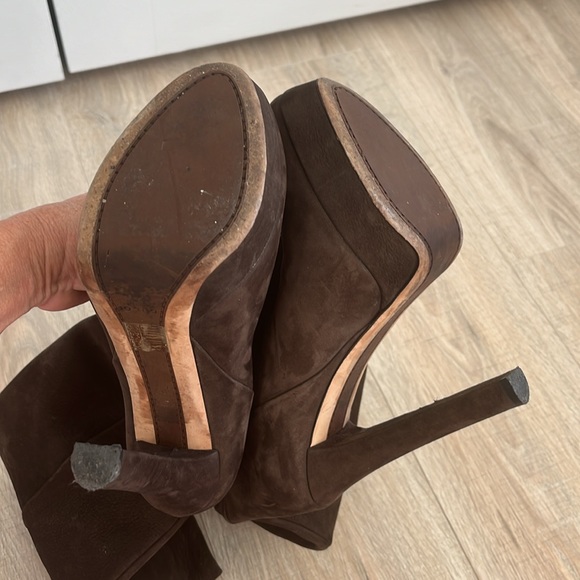 Gucci brown suede boots - Picture 6 of 14